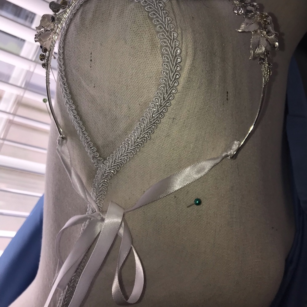 Formal headband - Picture 2 of 3